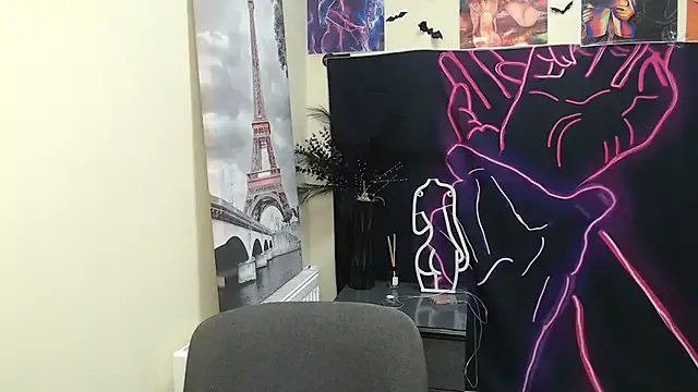 Freechat StellaCRL on StripChat