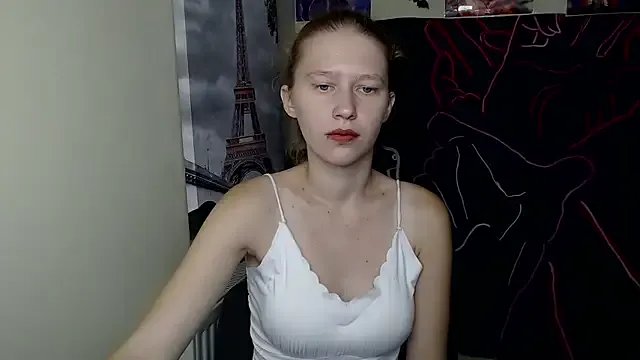 Freechat StellaCRL on StripChat