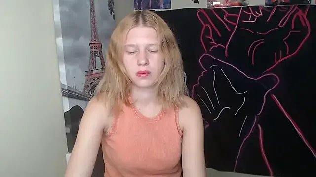 Freechat StellaCRL on StripChat