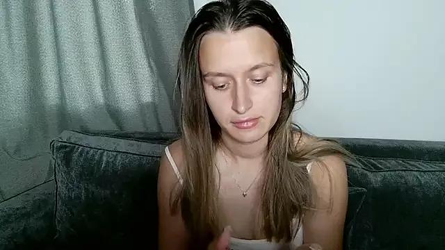 Freechat Submissive_love on StripChat