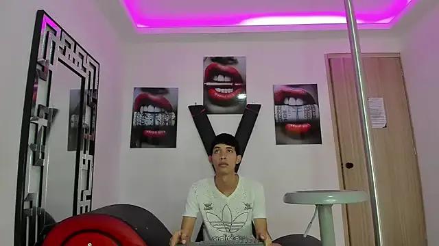 StripChat SUCKING_LOVERS is Freechat SUCKING_LOVERS — SHOW ASS HOT