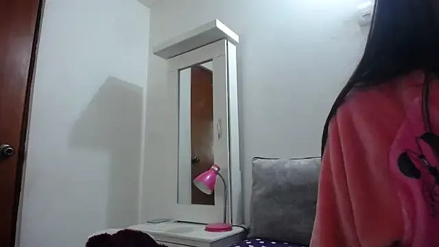 Freechat Taylormegan on StripChat