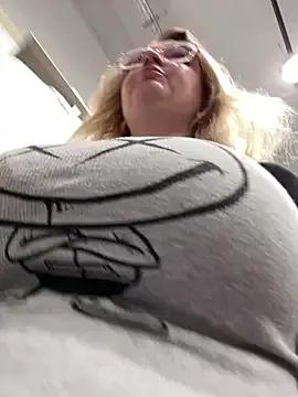 Group Teya_moon_ on StripChat