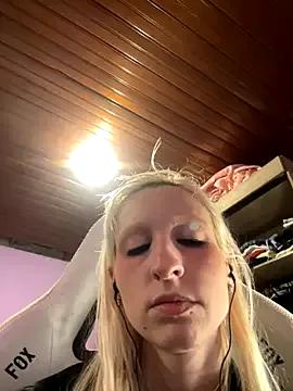 thebunnydark on StripChat