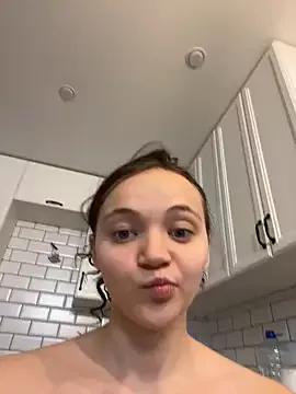 Freechat TheYourL on StripChat