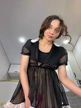 Freechat TheYourL on StripChat