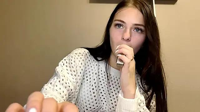 Freechat TianaWidell on StripChat