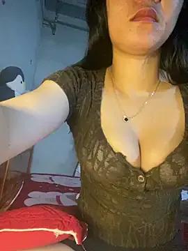 Freechat TranOanh999 on StripChat