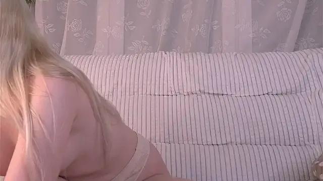 twinkiedust — suck fingers with a lot saliva