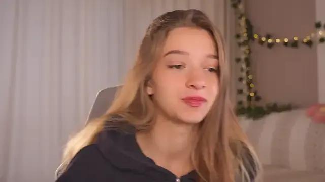 Freechat UdelaHathorne on StripChat