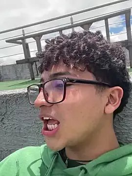 Freechat Valentin0_3 on StripChat