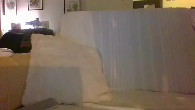 StripChat Valentinette is Freechat Valentinette — entierement nue