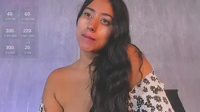 Freechat Valentinne_z on StripChat