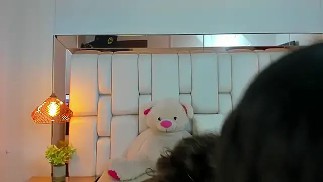 Freechat ValeriaPrado on StripChat