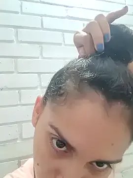 Freechat valeriaswang_Lucas on StripChat