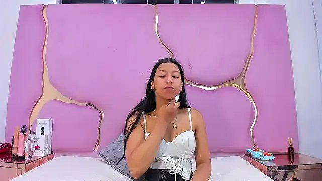 Private VaneLin18 on StripChat