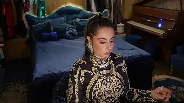 Freechat VanessaDoyle on StripChat