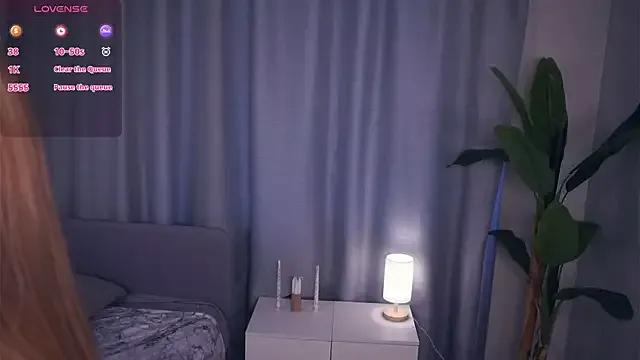 StripChat VeronaBench is Freechat VeronaBench — show the tongue of devil