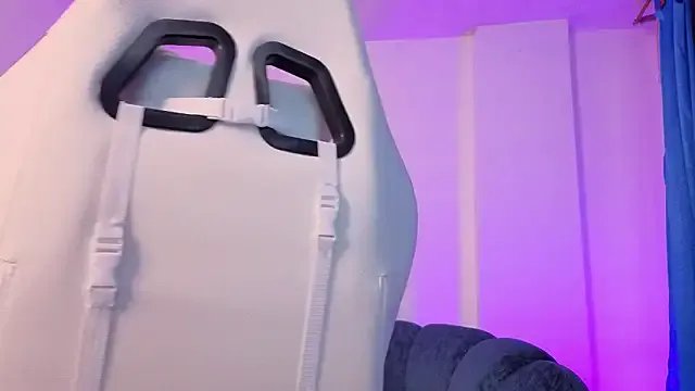 Freechat Violet_Jhonson on StripChat