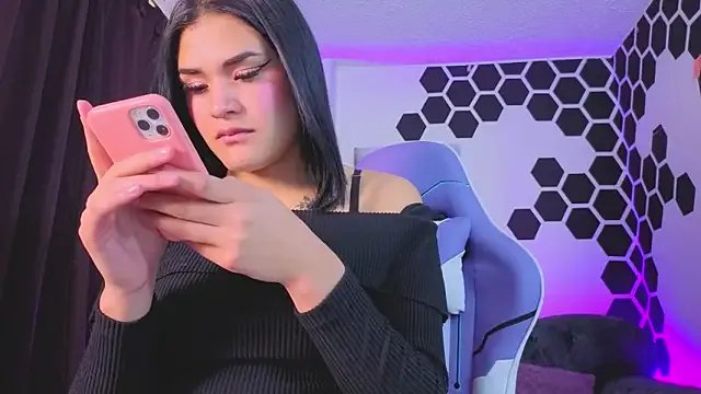 Freechat Violet_Jhonson on StripChat