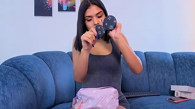 Freechat Violet_Jhonson on StripChat