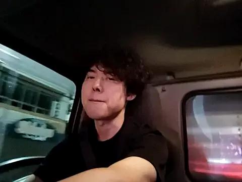 Freechat whitebriefboy on StripChat