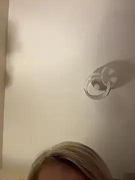 StripChat xxcurvyjessiexx is Freechat xxcurvyjessiexx — Bra off