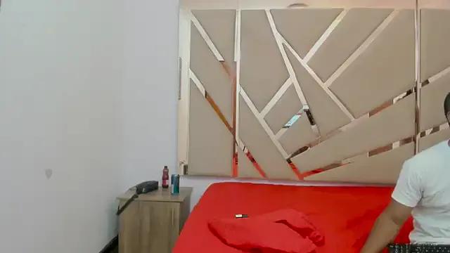 Freechat you_and_i9 on StripChat